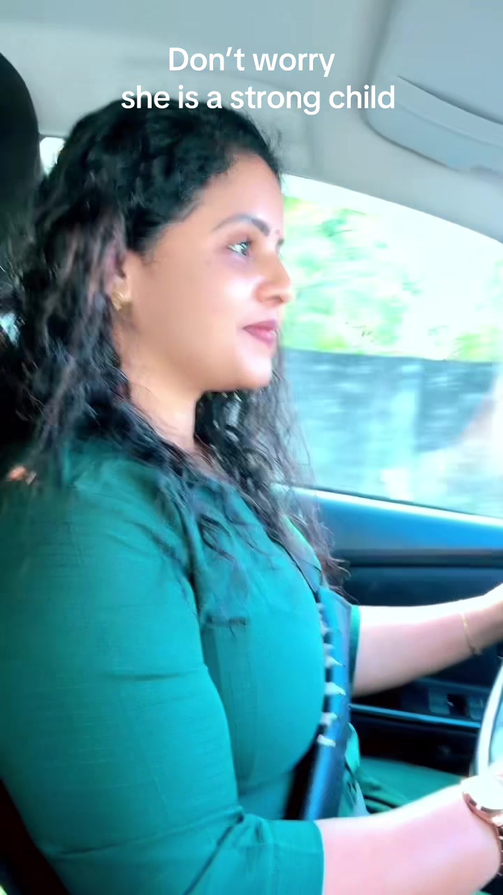 @Tharshi Priya
