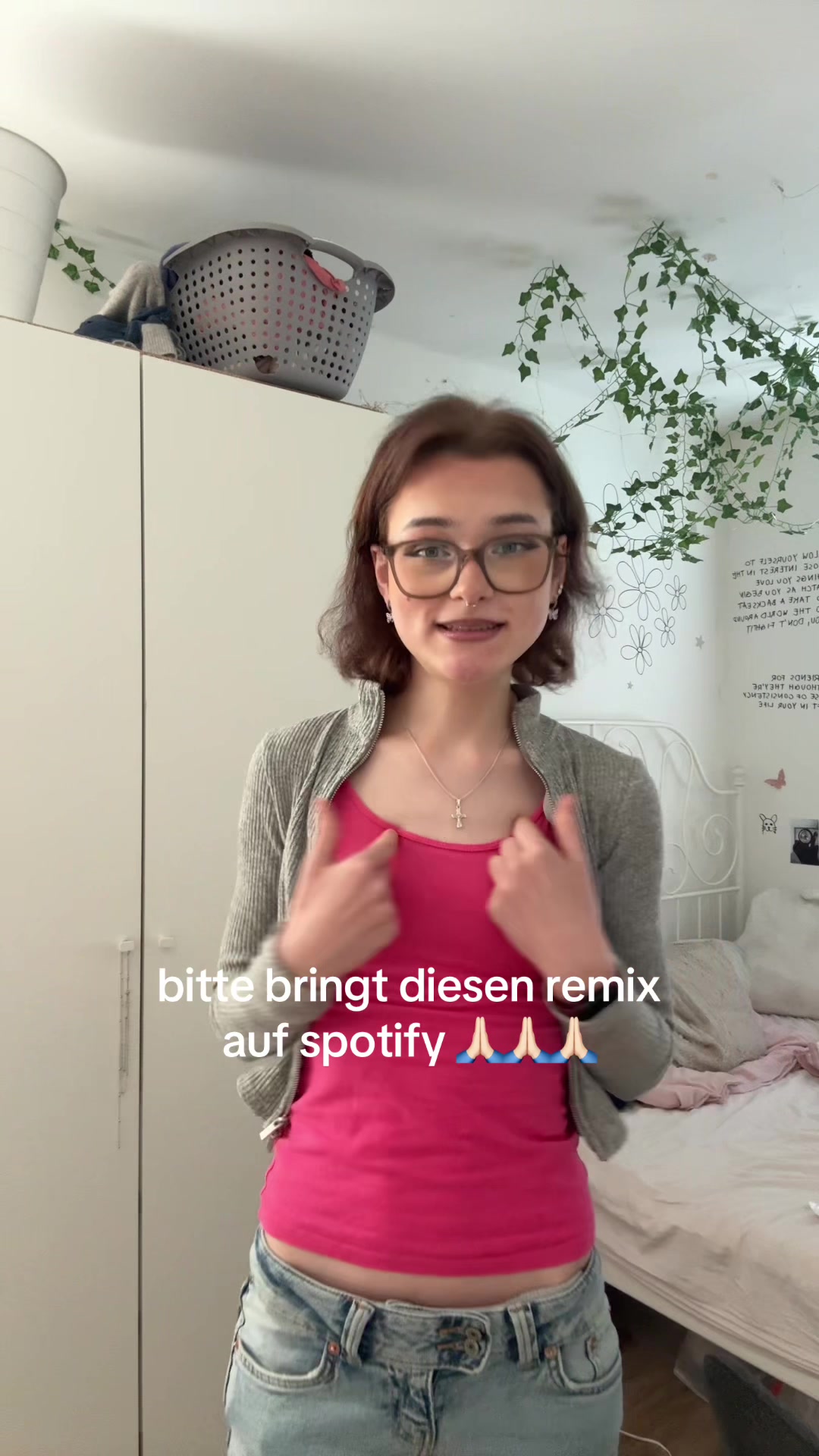 @￴