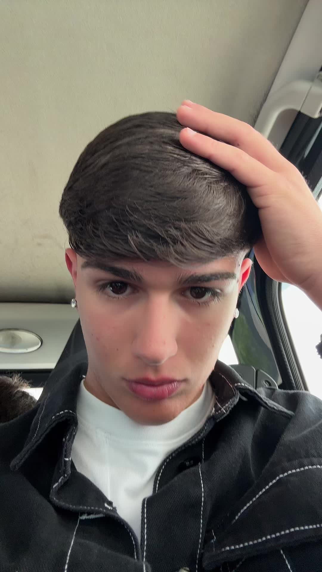 @Adriano.🧊