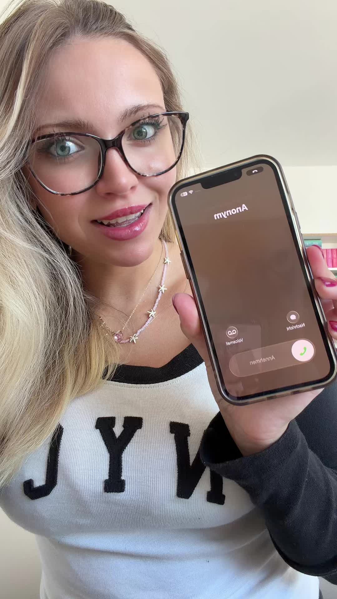 @v.d.s.penelope