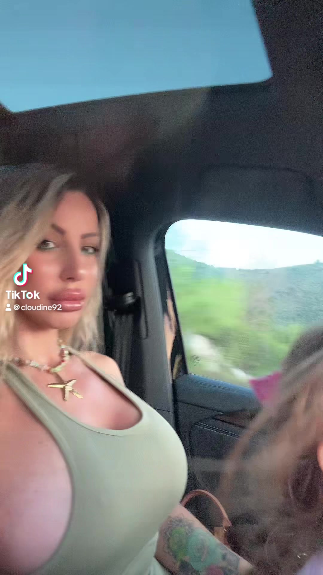 @Cloudine