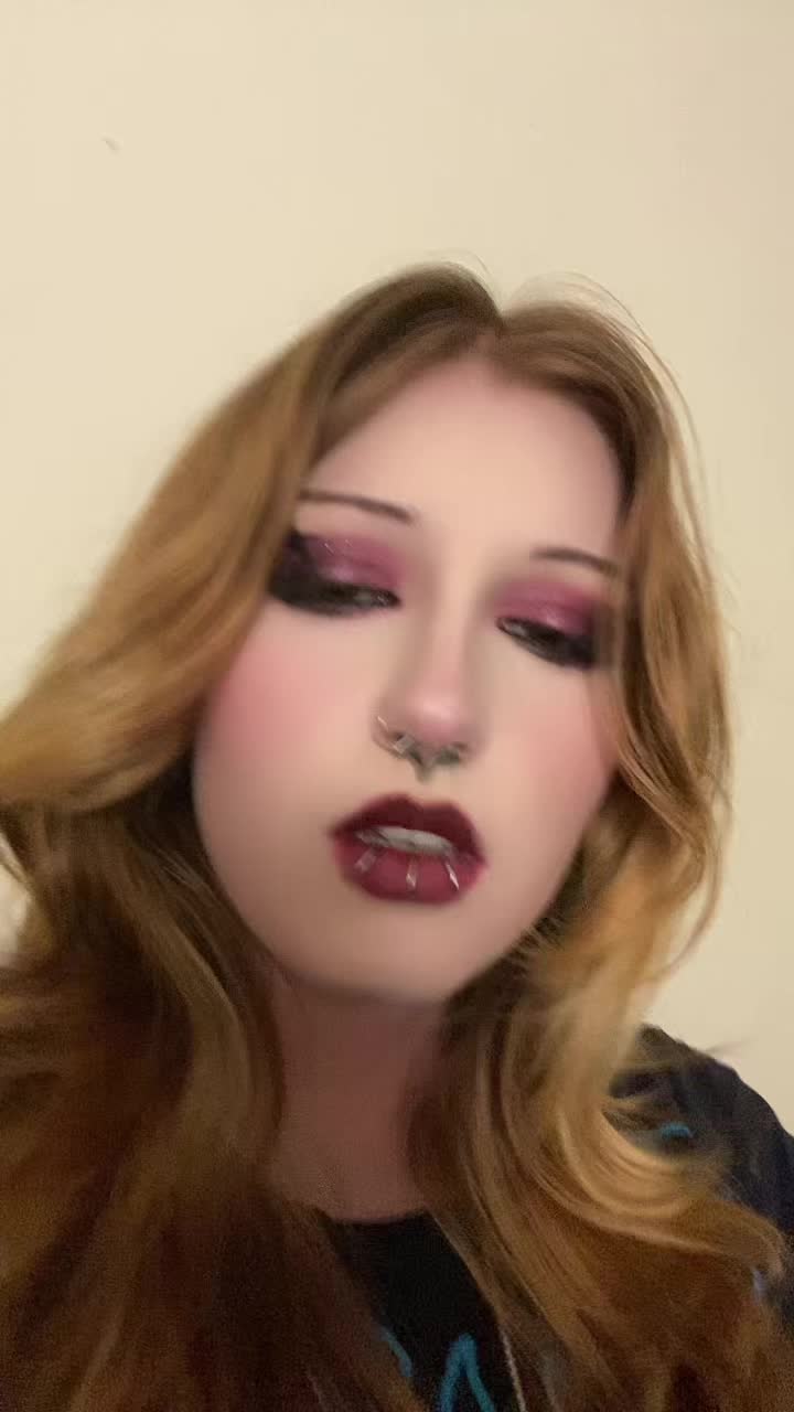 @vixeninvain