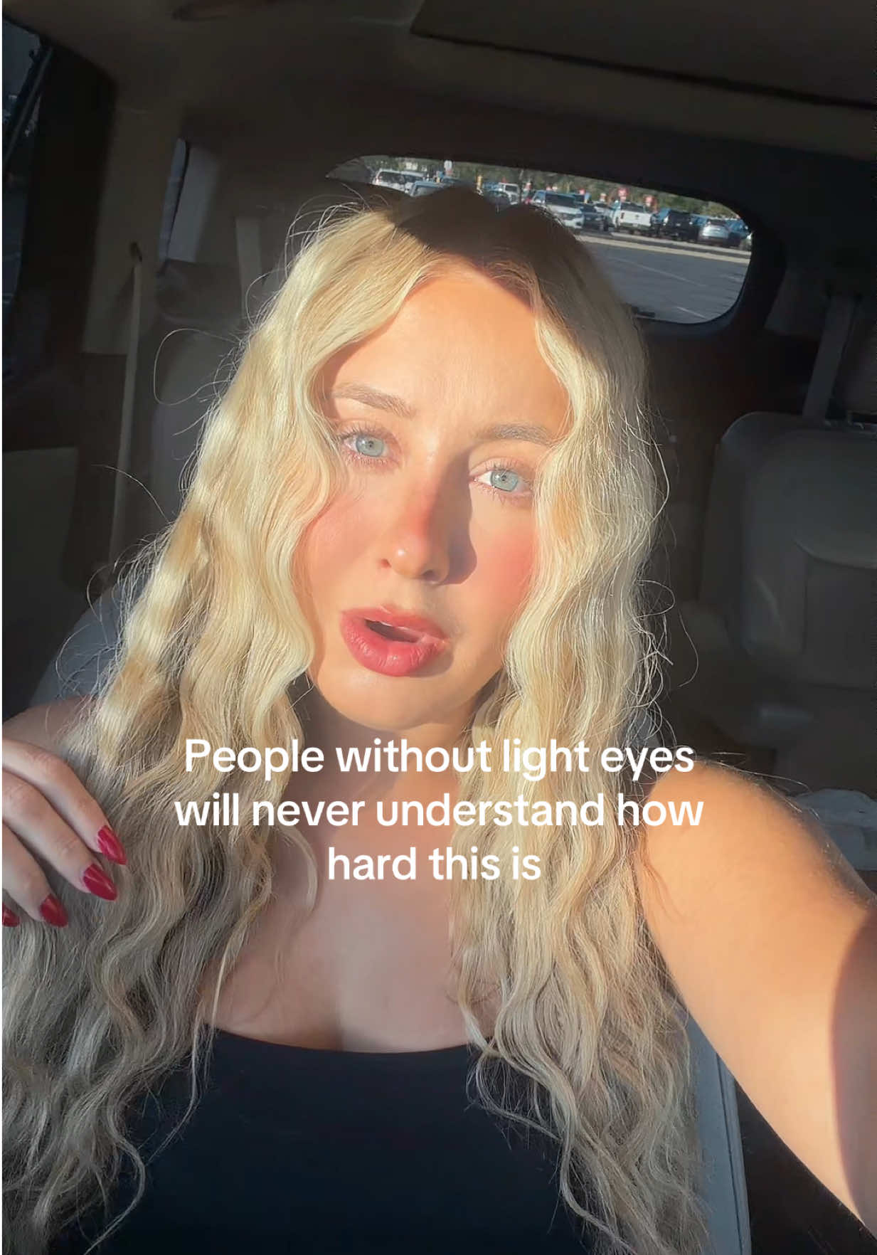 @Itsthespacecowgirl