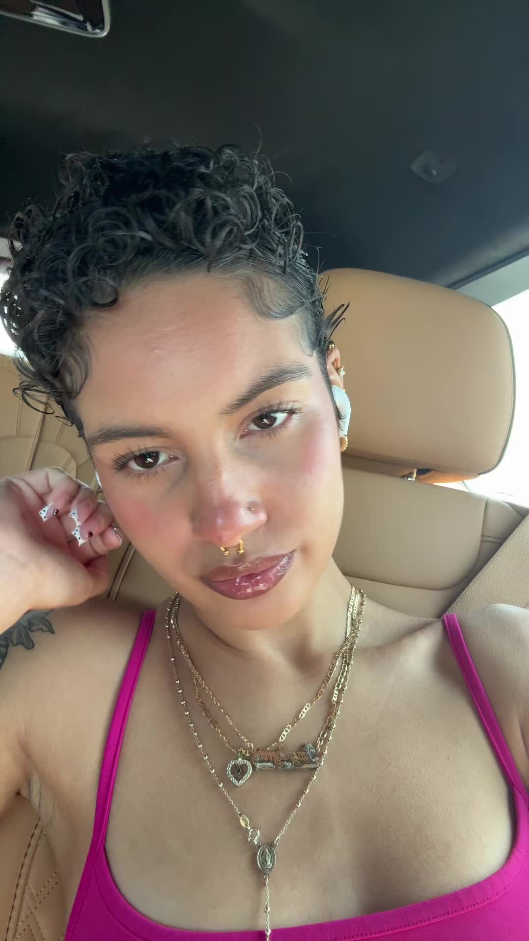 @jayy