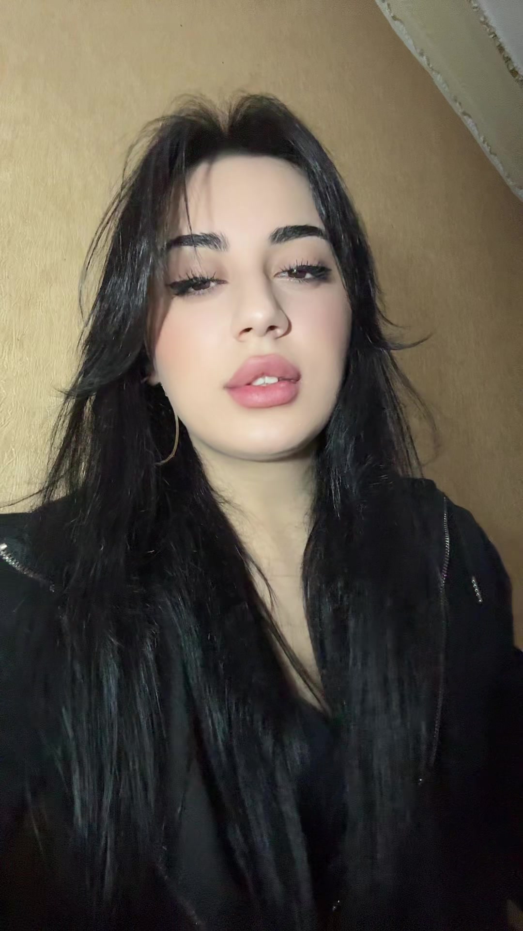 @𝟏𝟏:𝟏𝟏