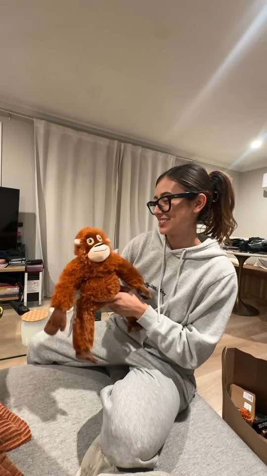 @Bella