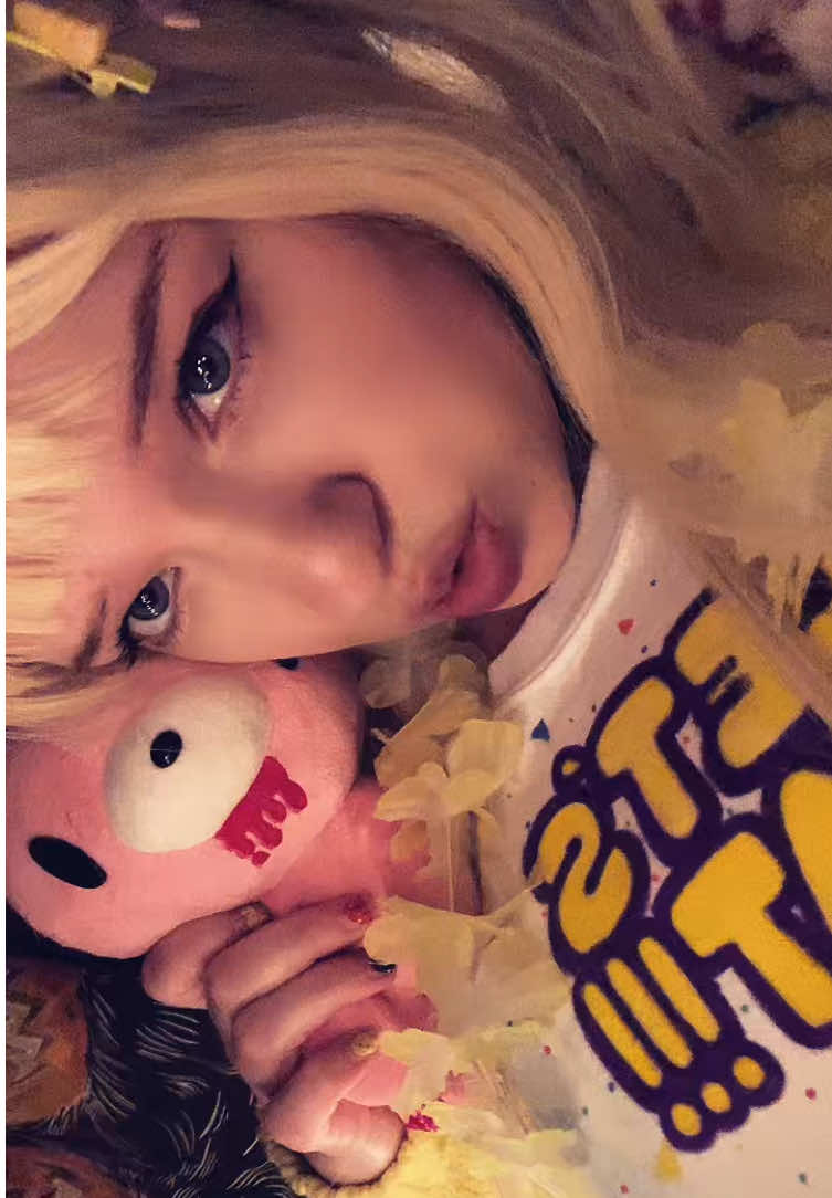 @Teddy 💌🦇🍧