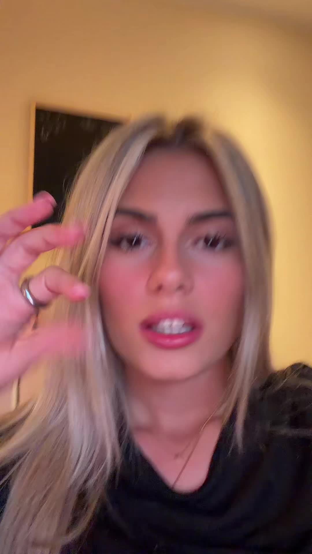 @Alena ๐ค