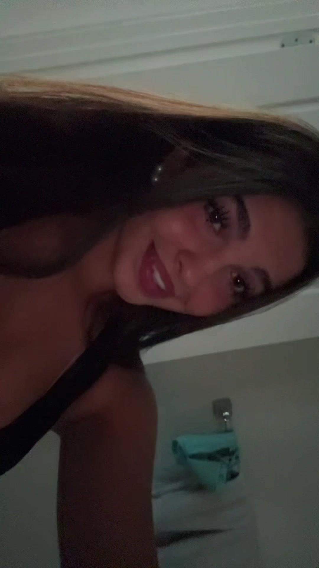 @🐼