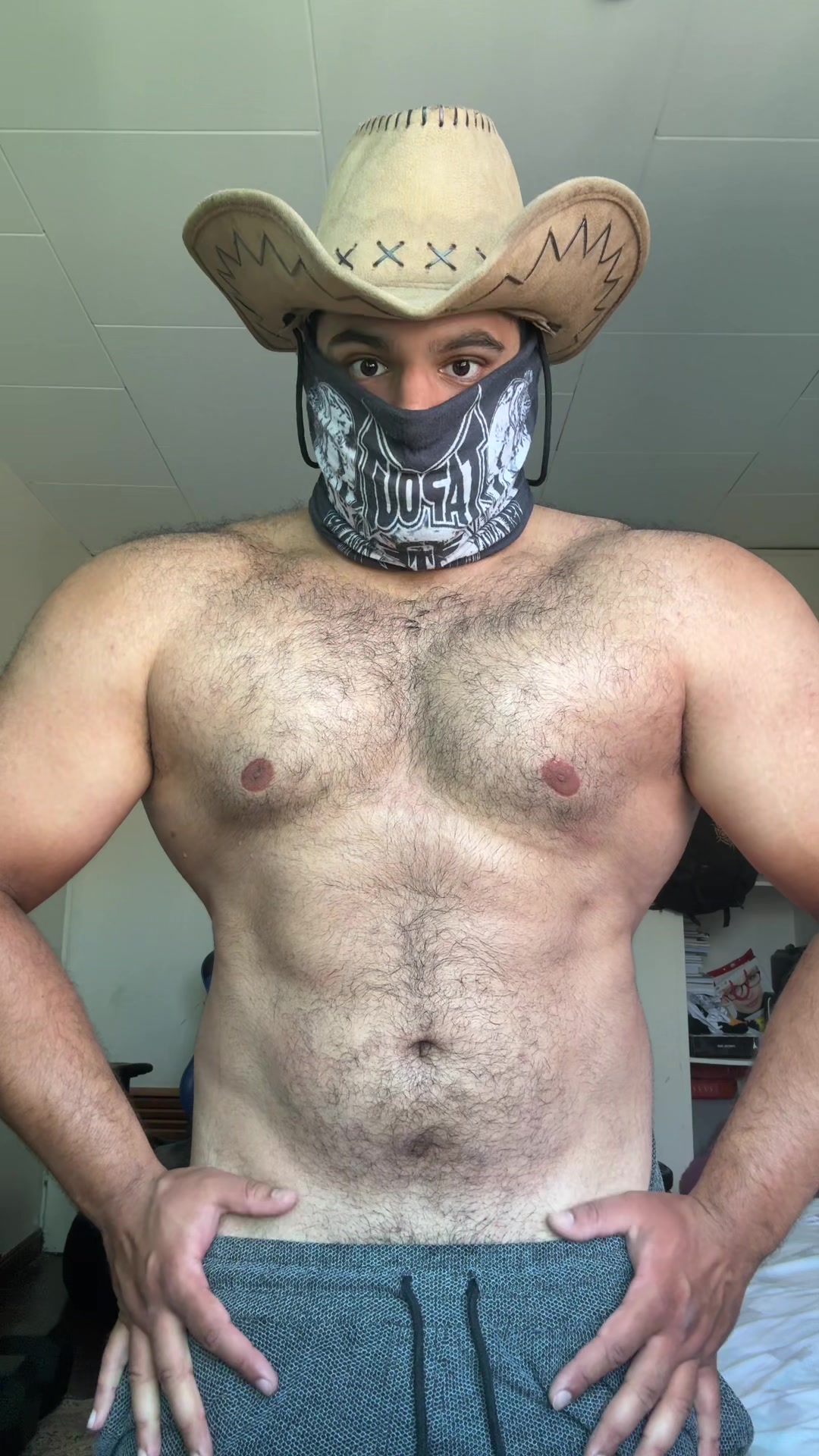 @moongod