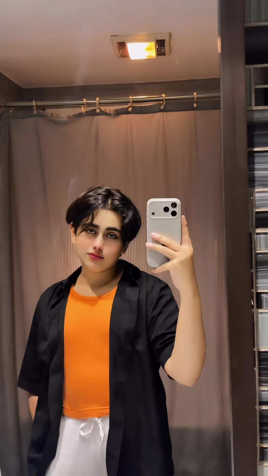 @𝙃𝙚: 𝘼 𝙒𝙊𝙇𝙁 🐺🥵