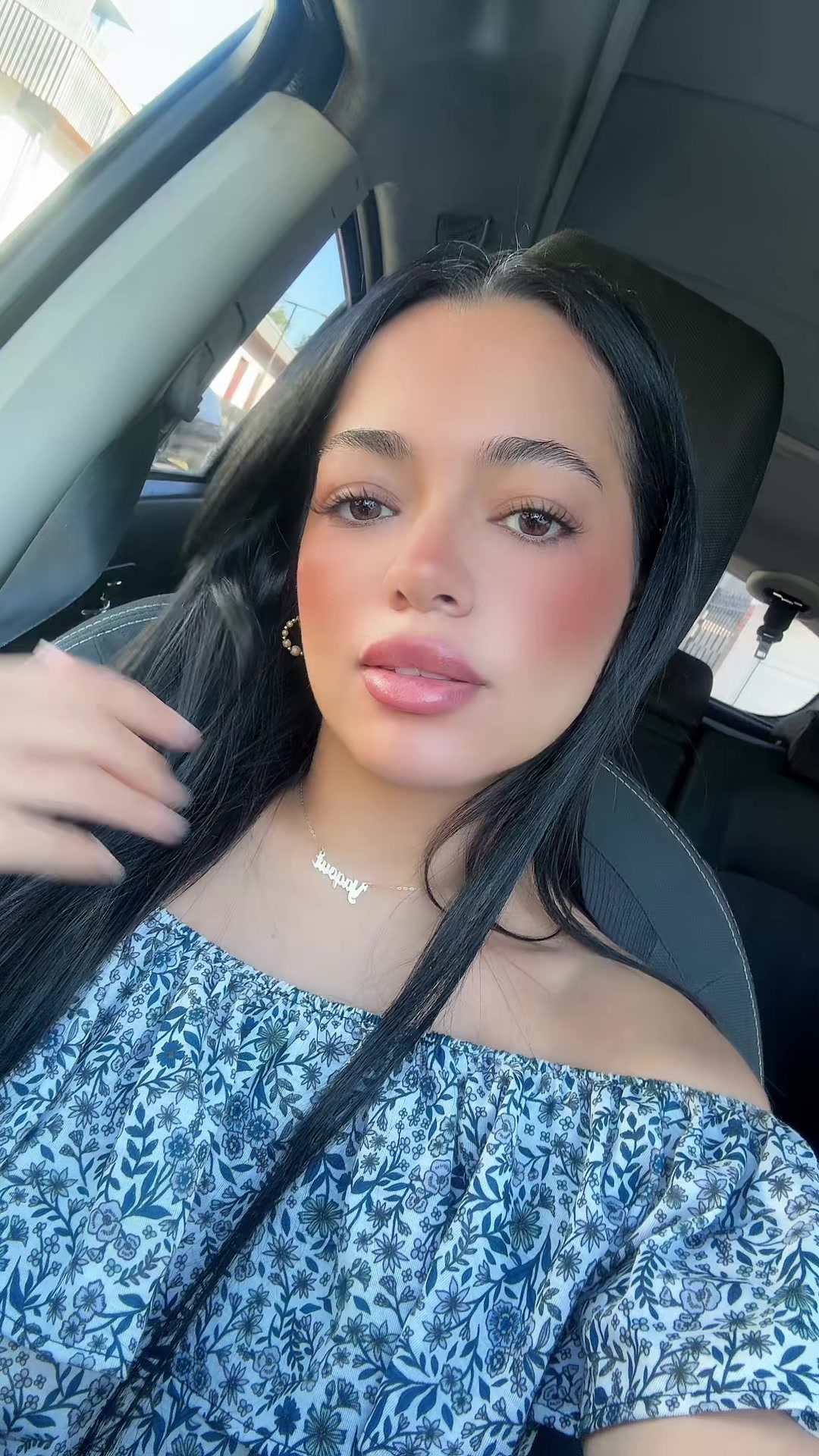 @Nina