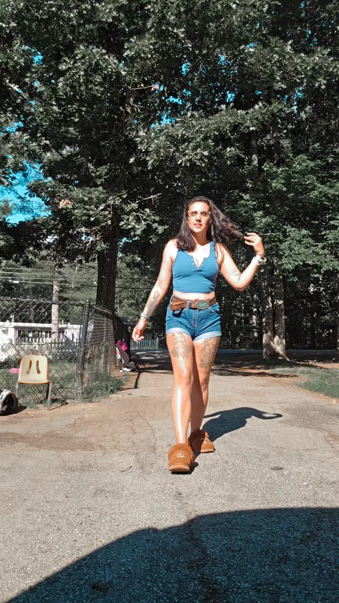 @Satanswitchbaby😘