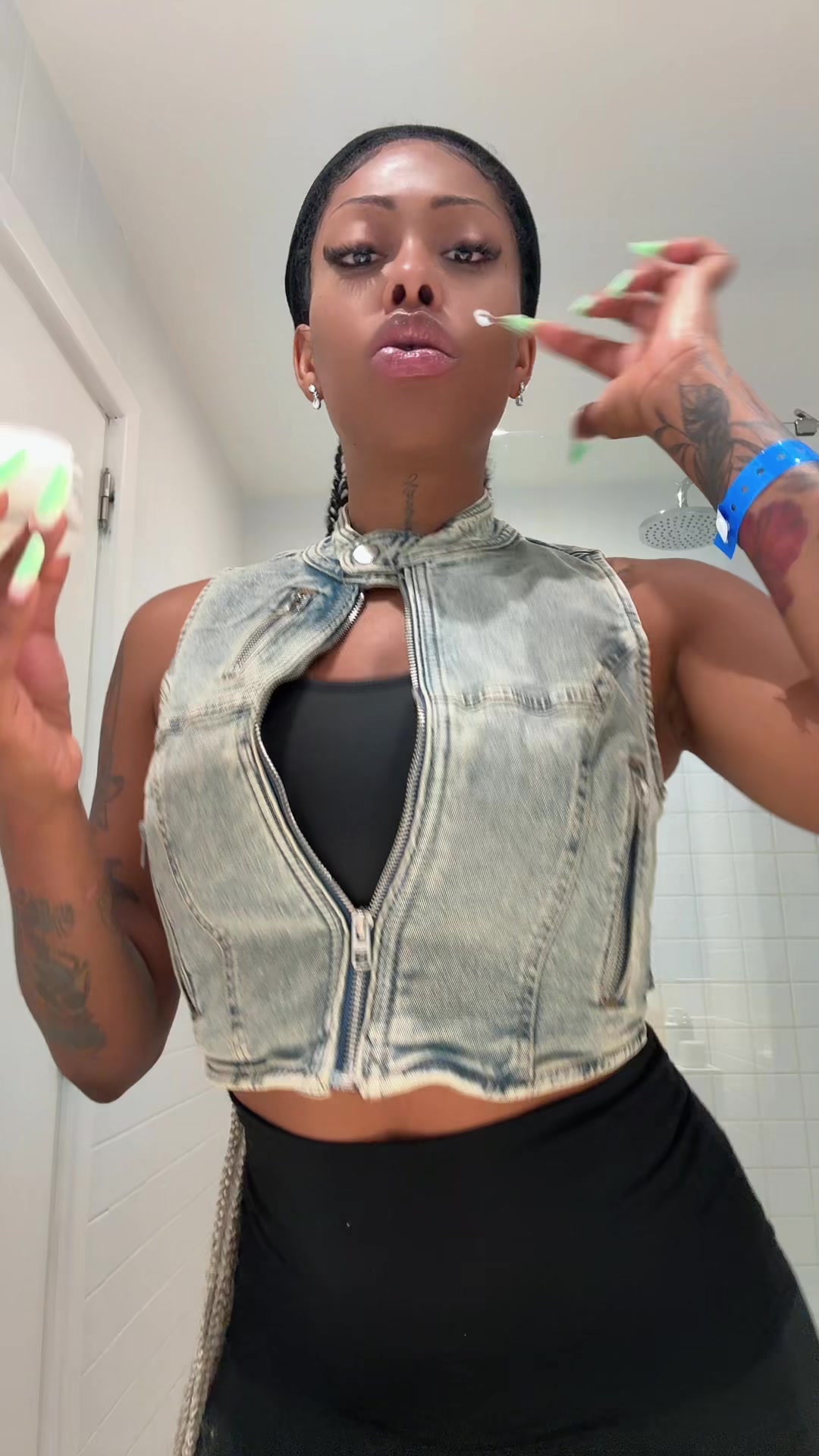 @TwerkinFrida