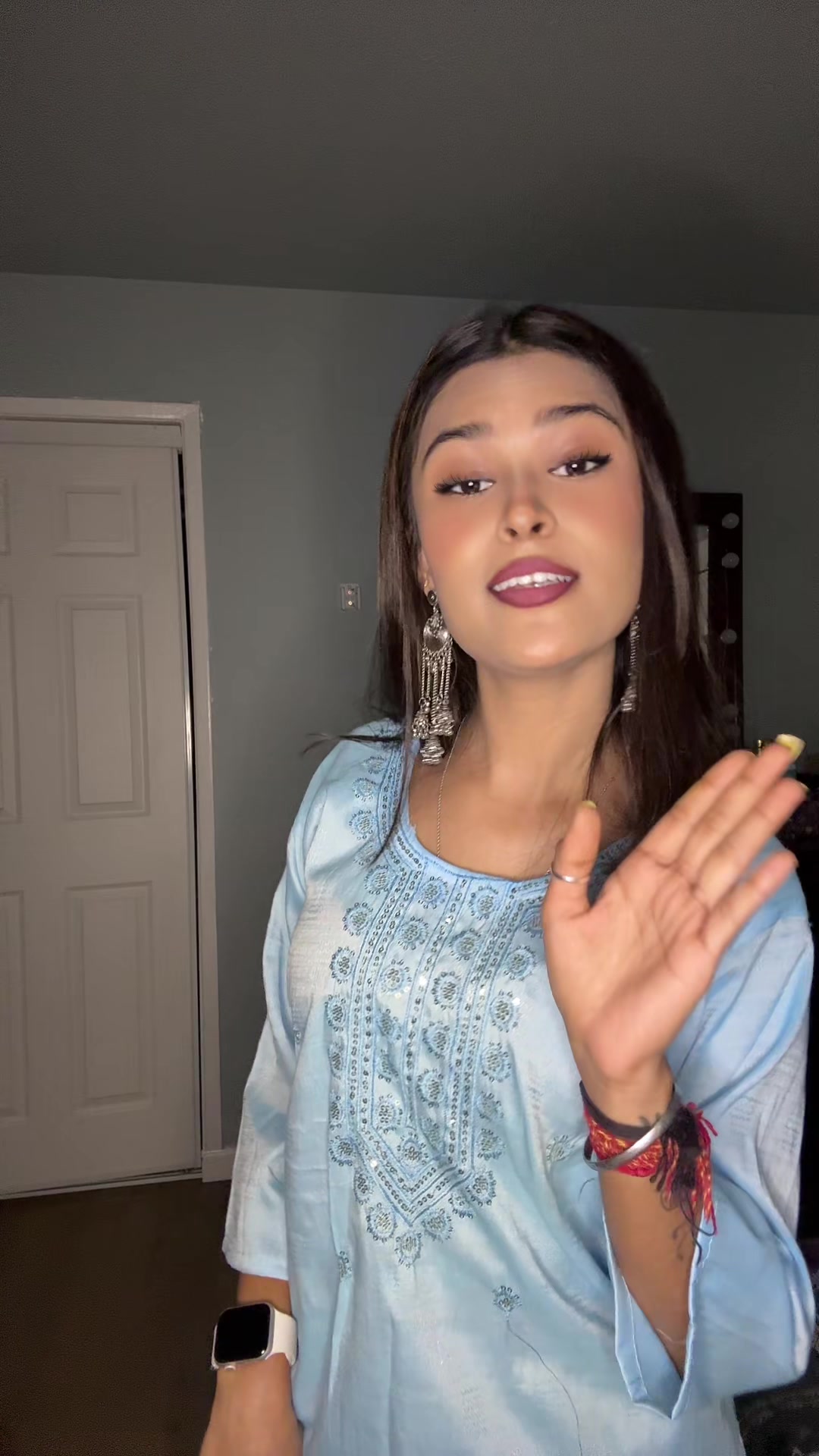 @Simran🖤