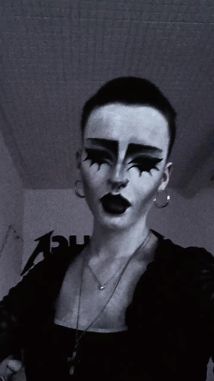 @🖤💋