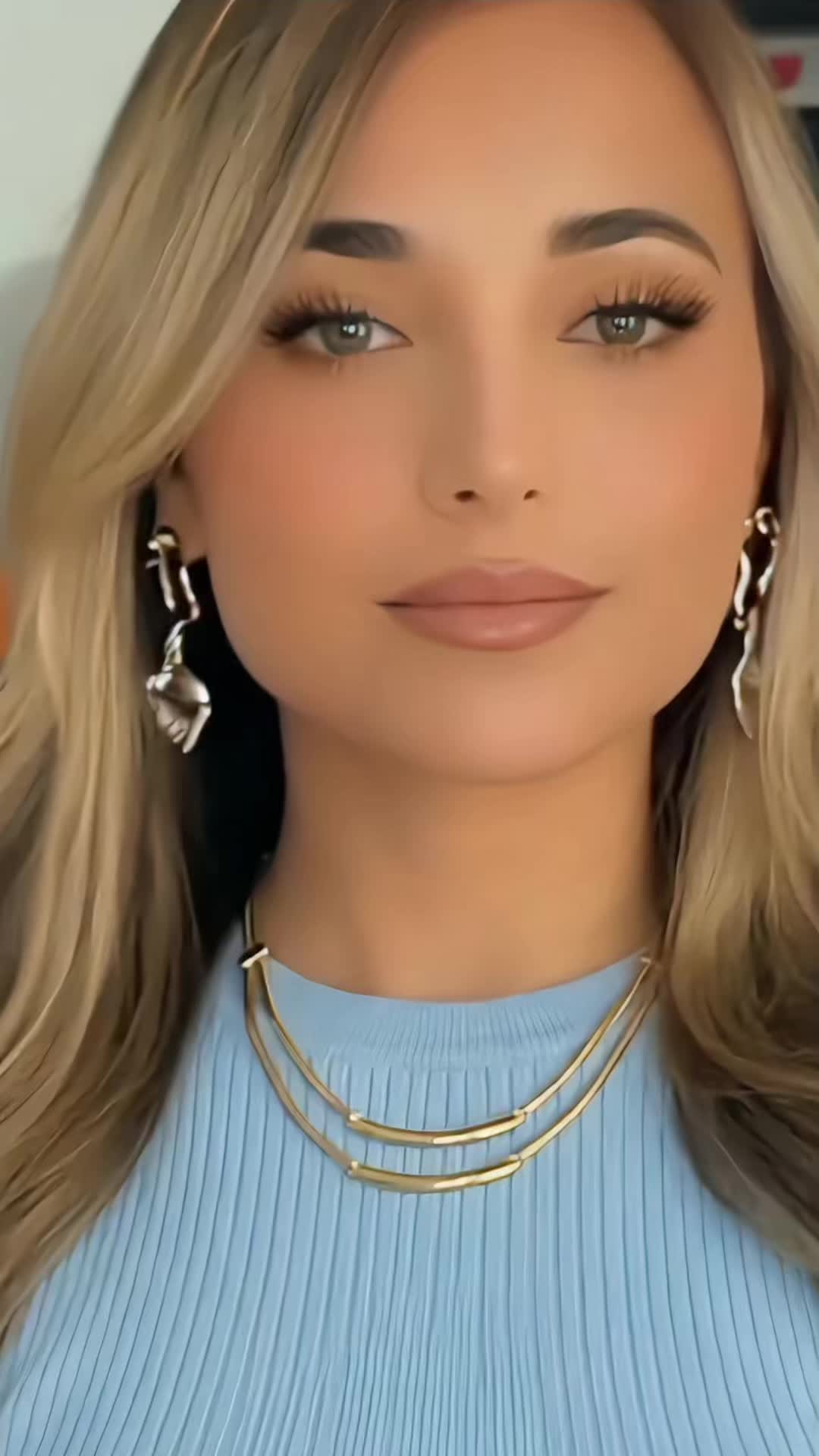 @Rosita