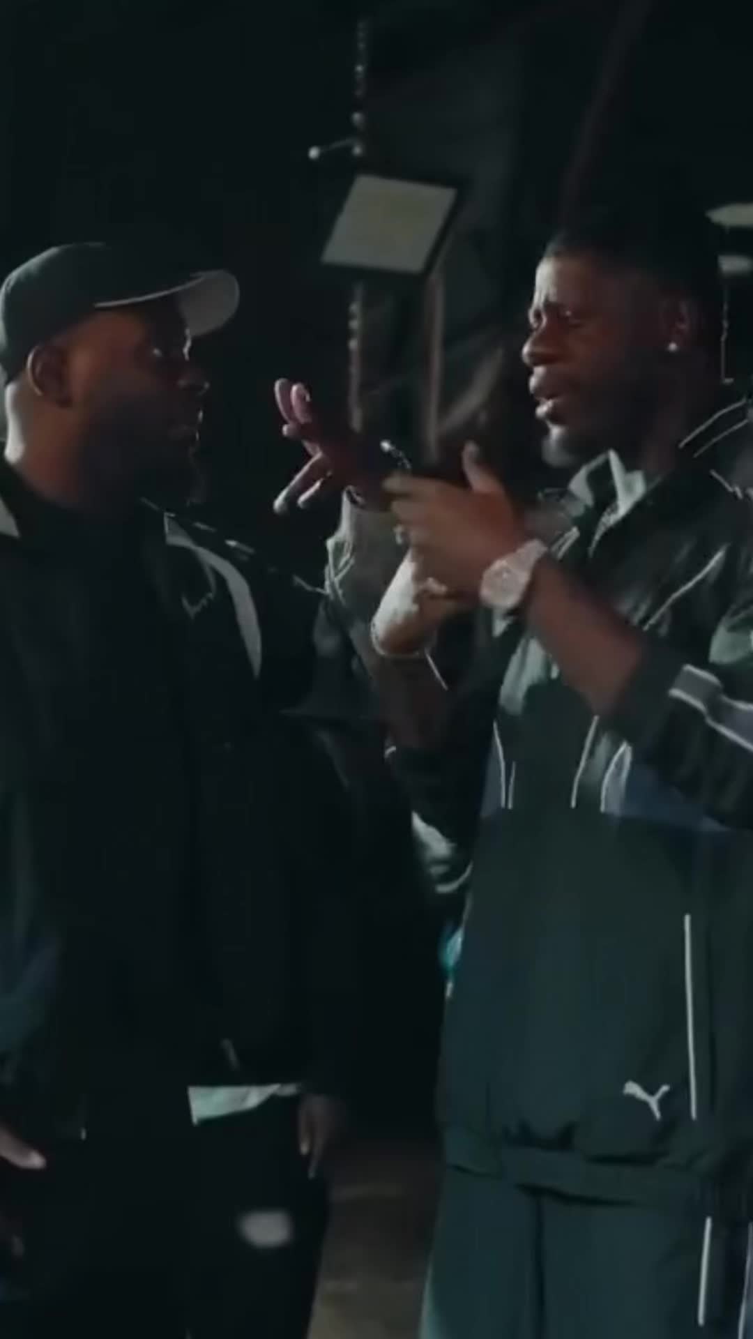 @Twistyi