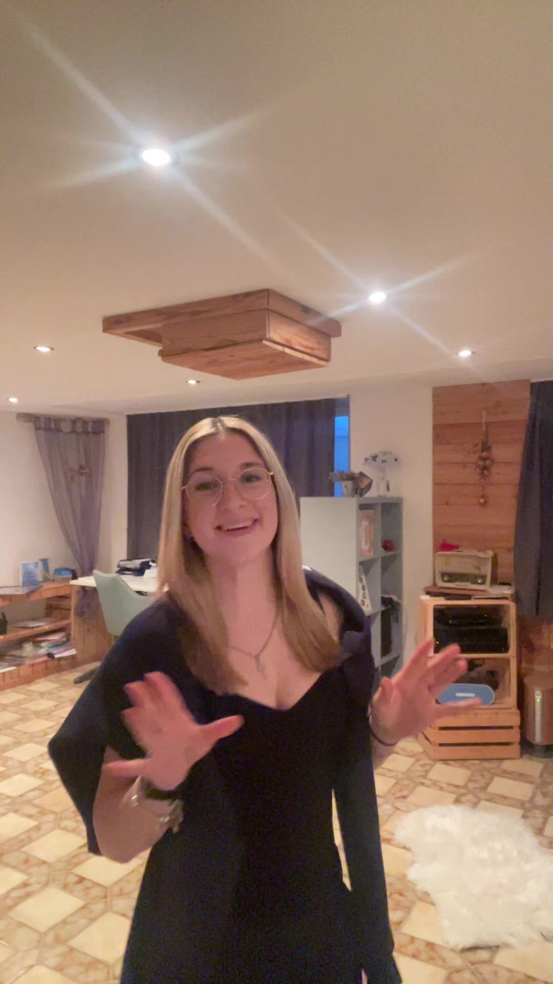 @lauraa