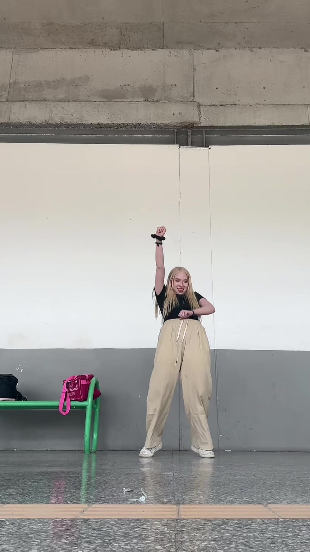 @isabellaneth