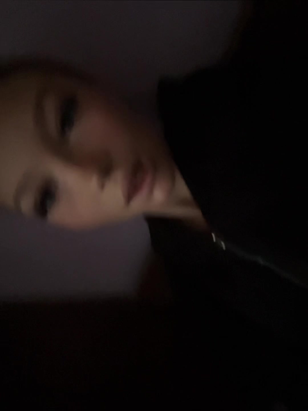 @Lika_2402
