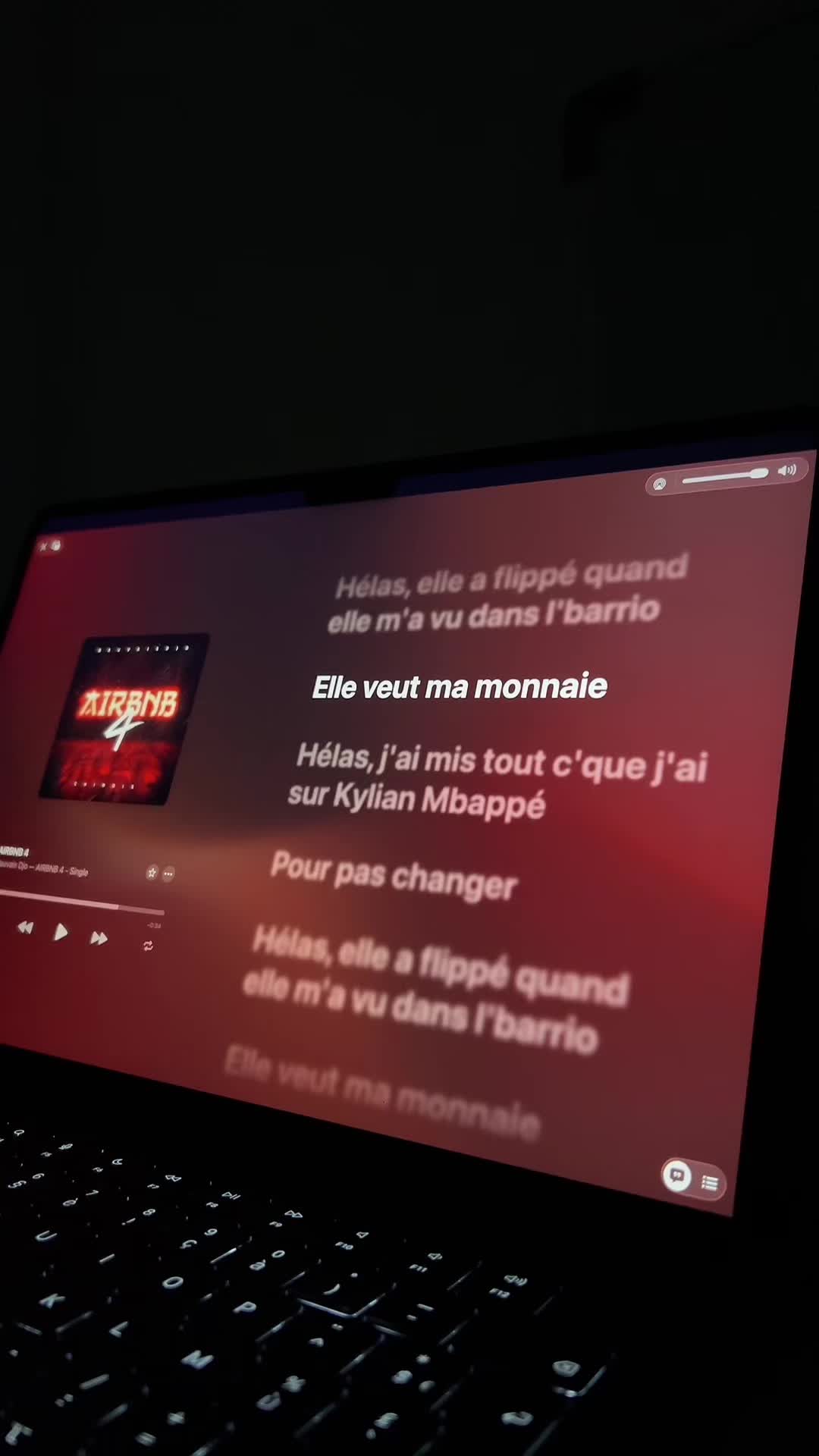 @🎧LYRICS_TOK🎵