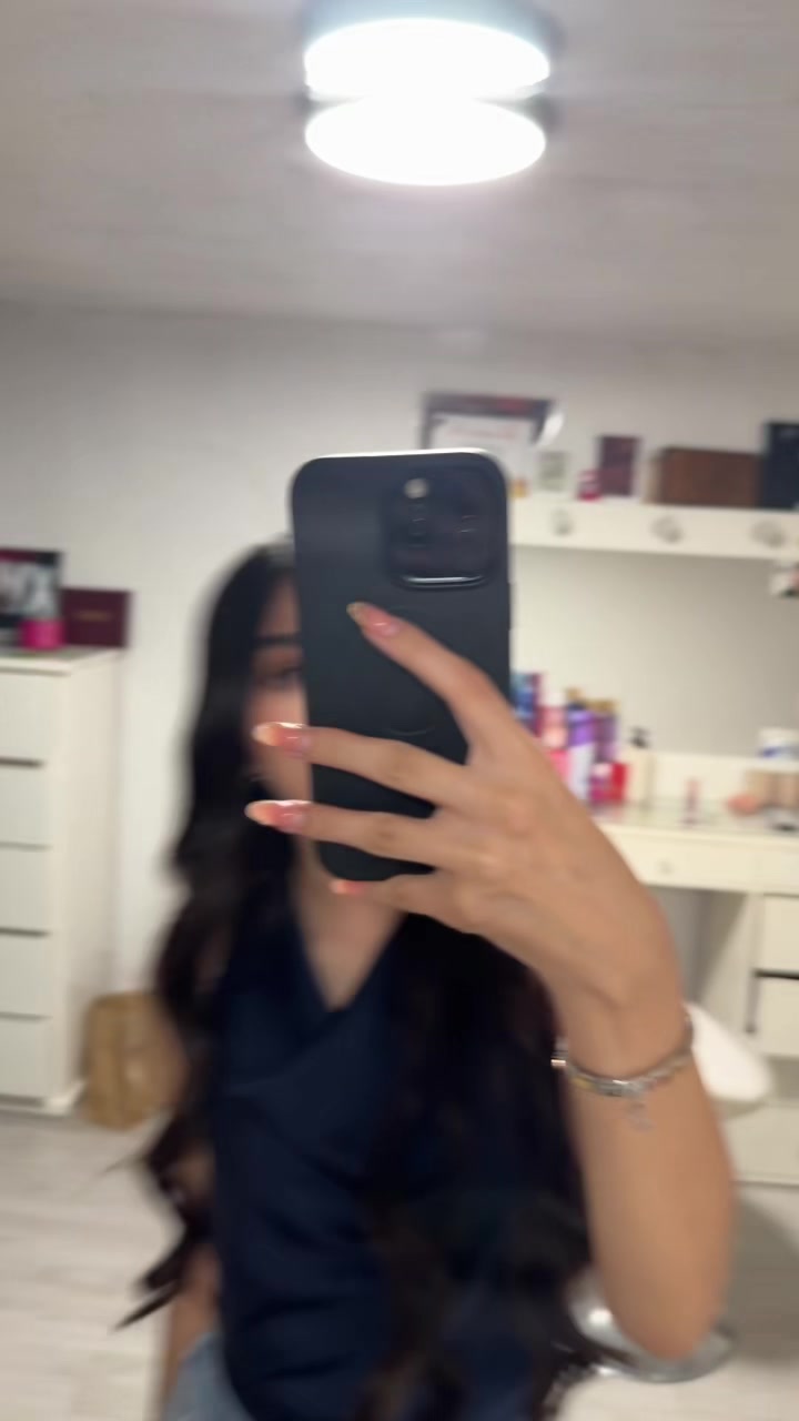 @𝒮