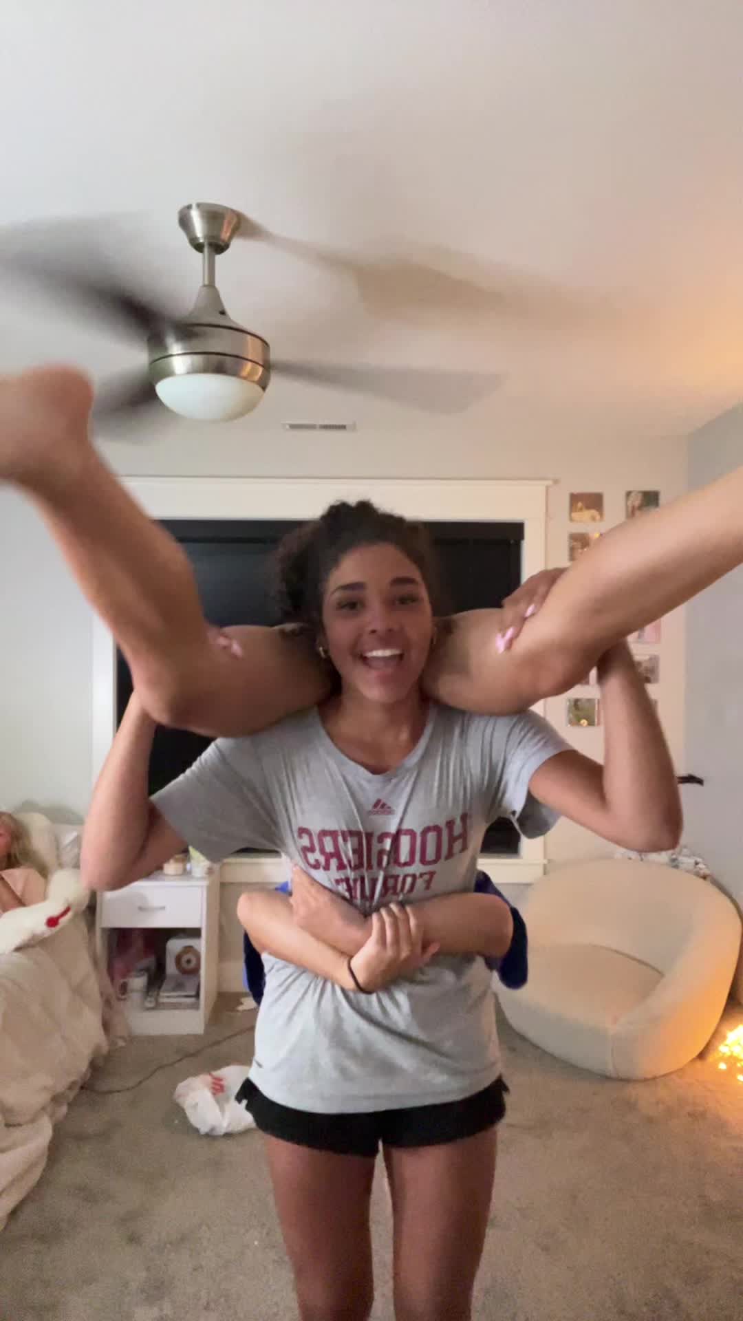@👸🏽👸🏽👸🏽