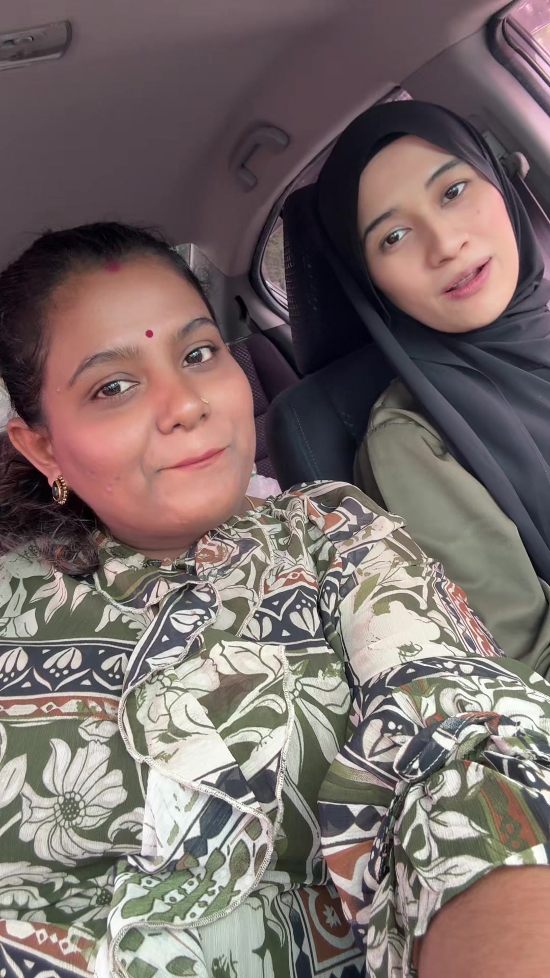 @Shamini 🦋🖤