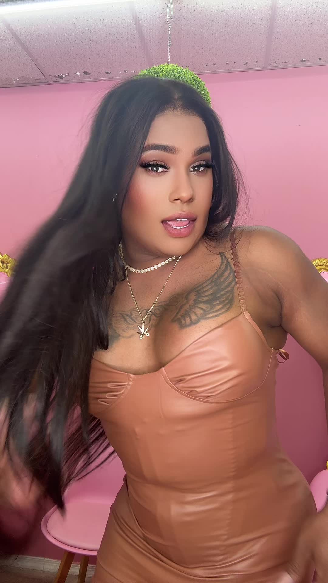 @ladivamasviral