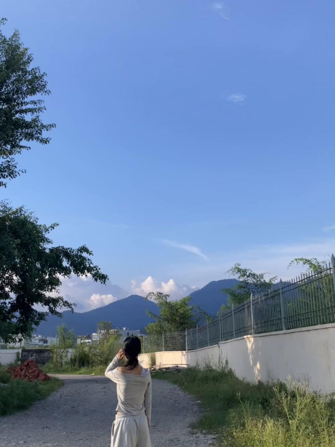 @binitamgx2