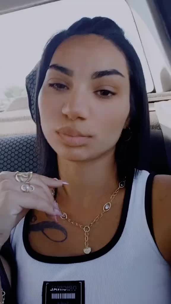 @Andreea Simon