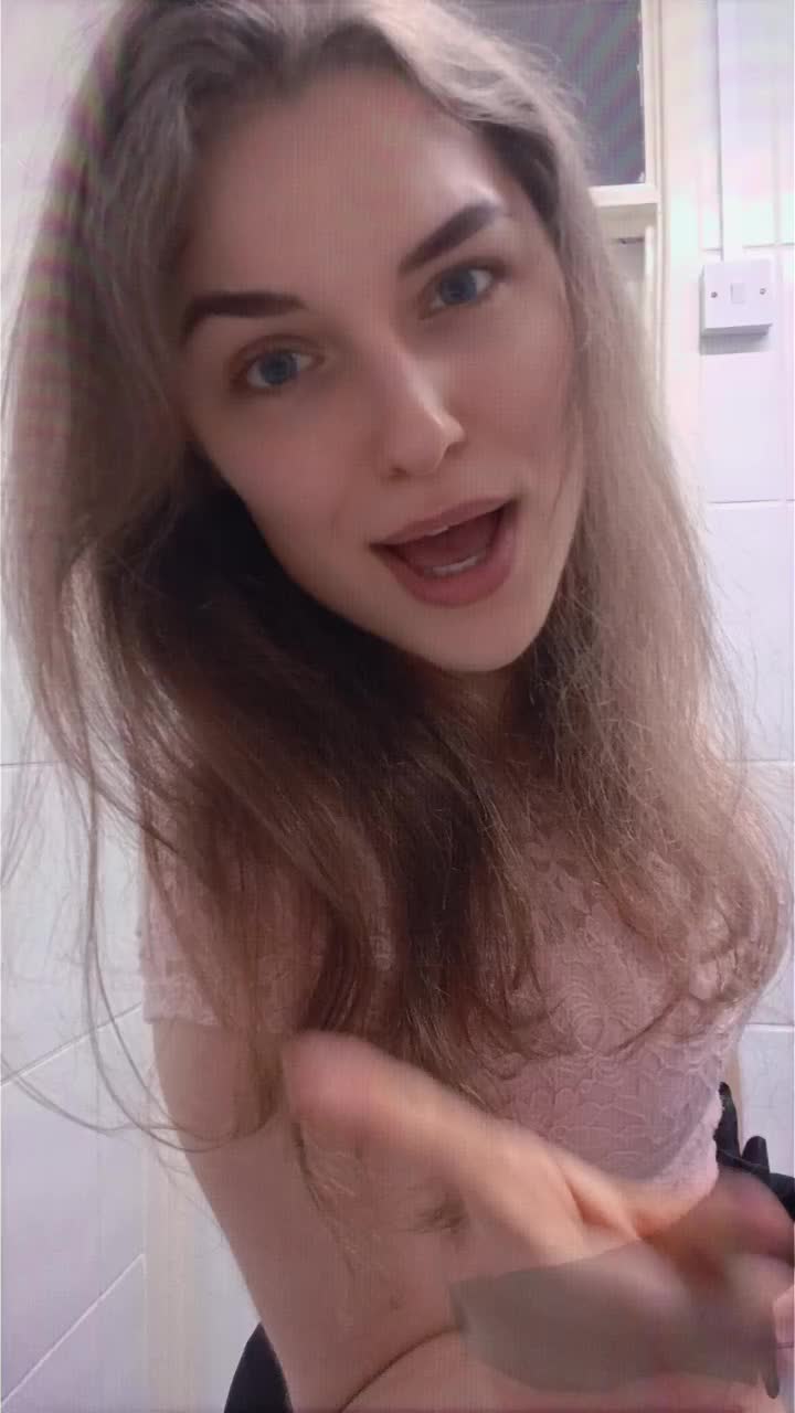 @Blondiii
