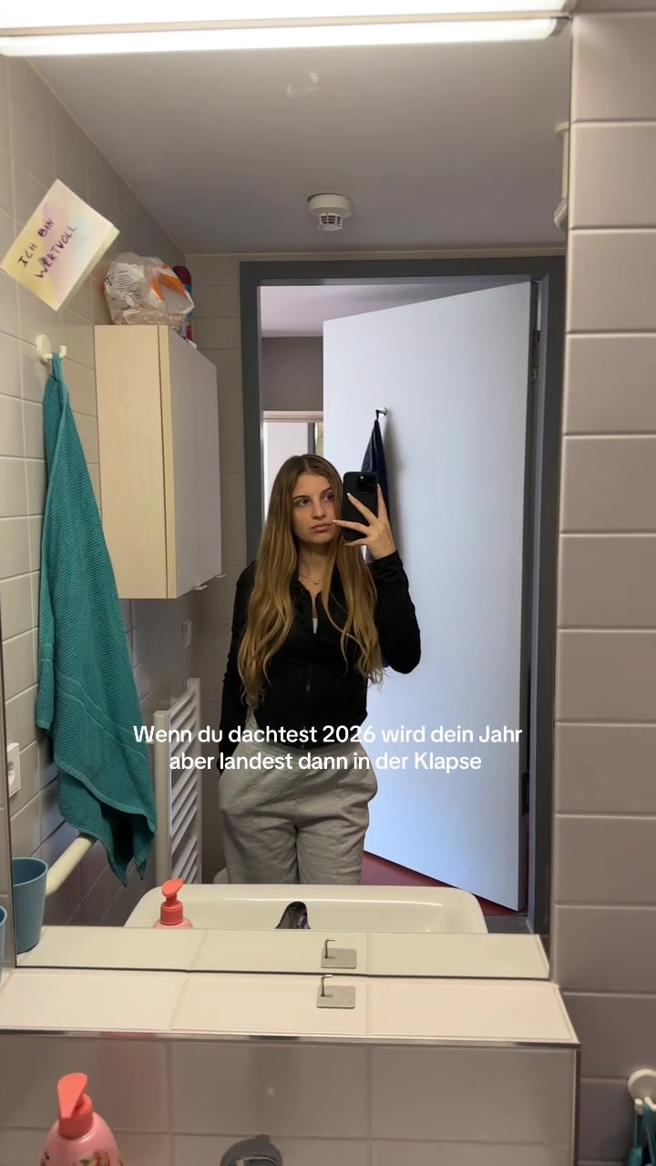 @𝐌𝐄𝐋𝐈