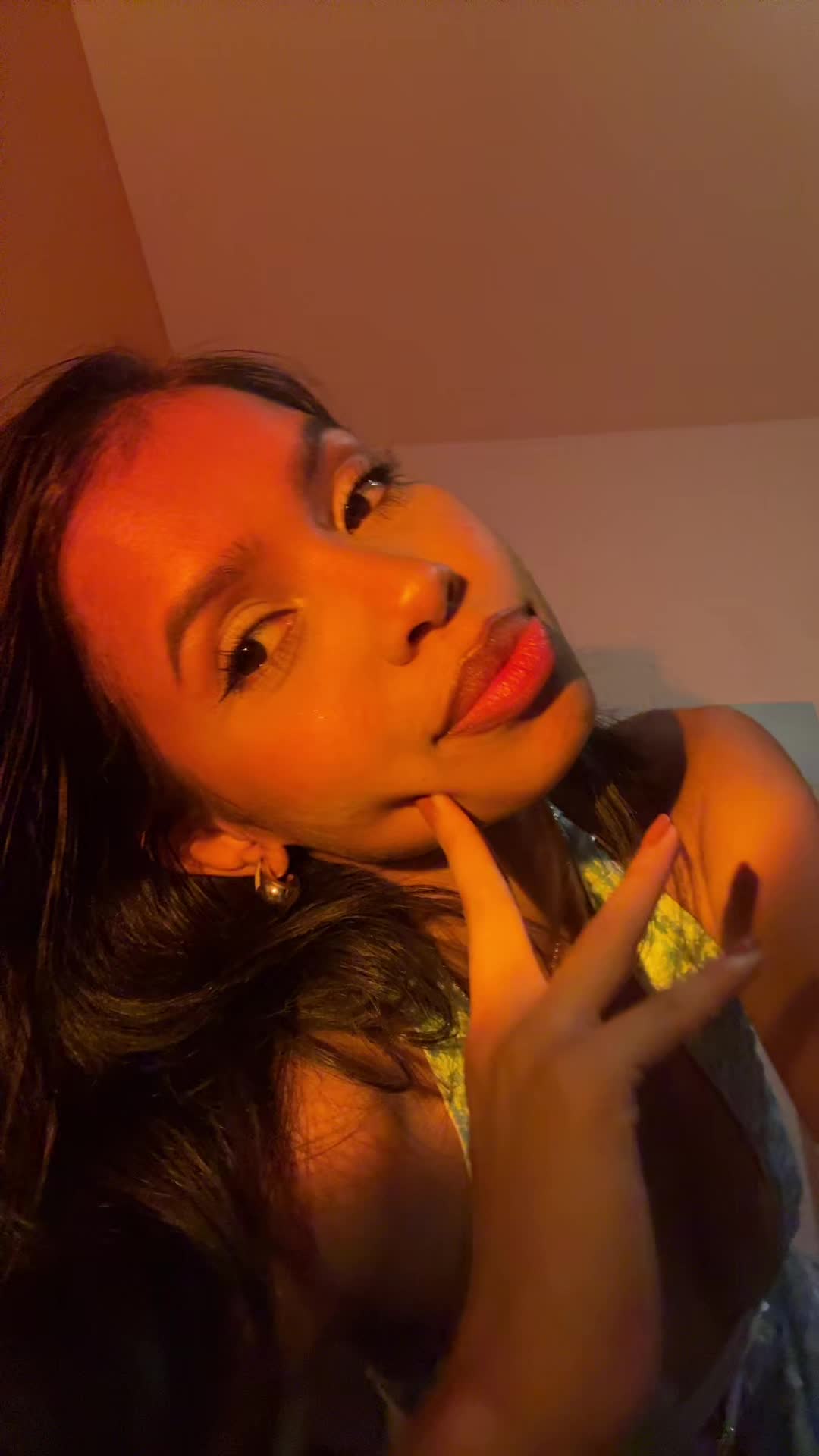@Sa