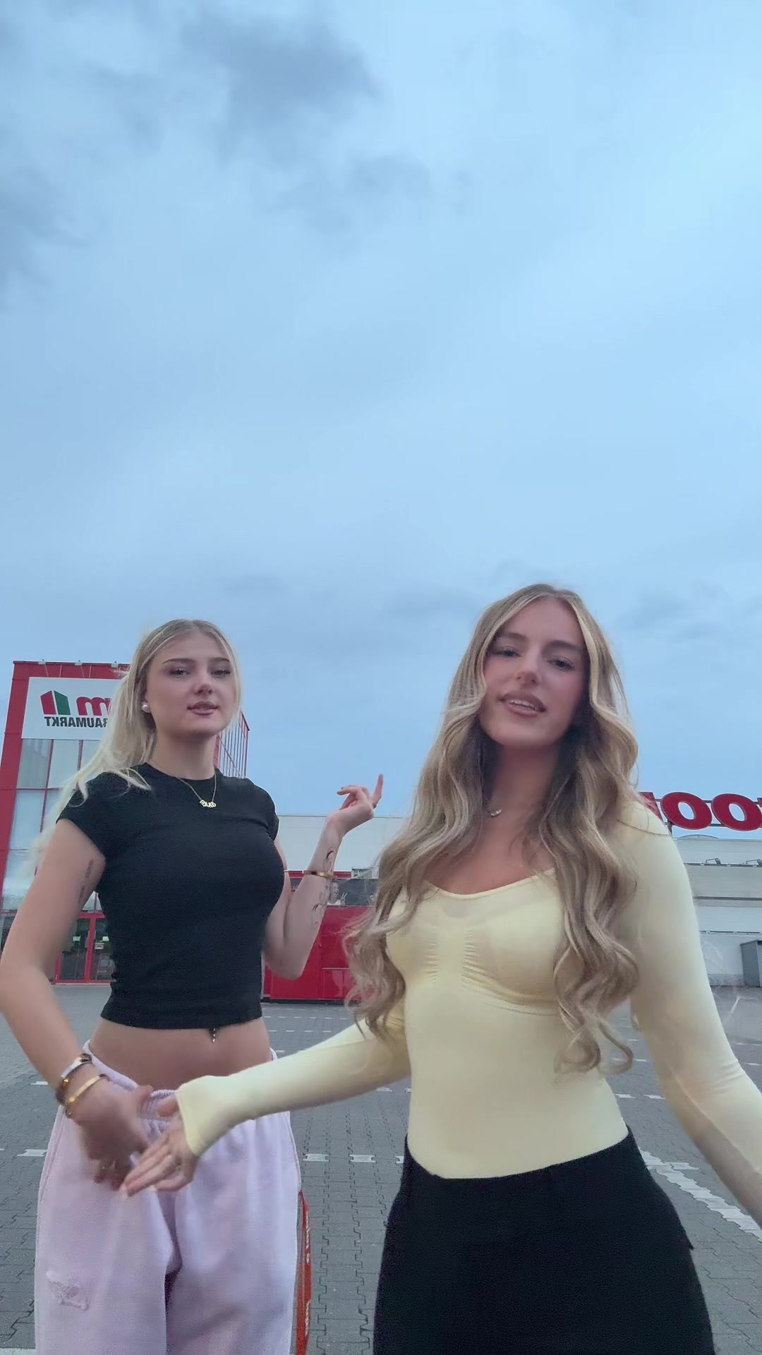 @XYZ