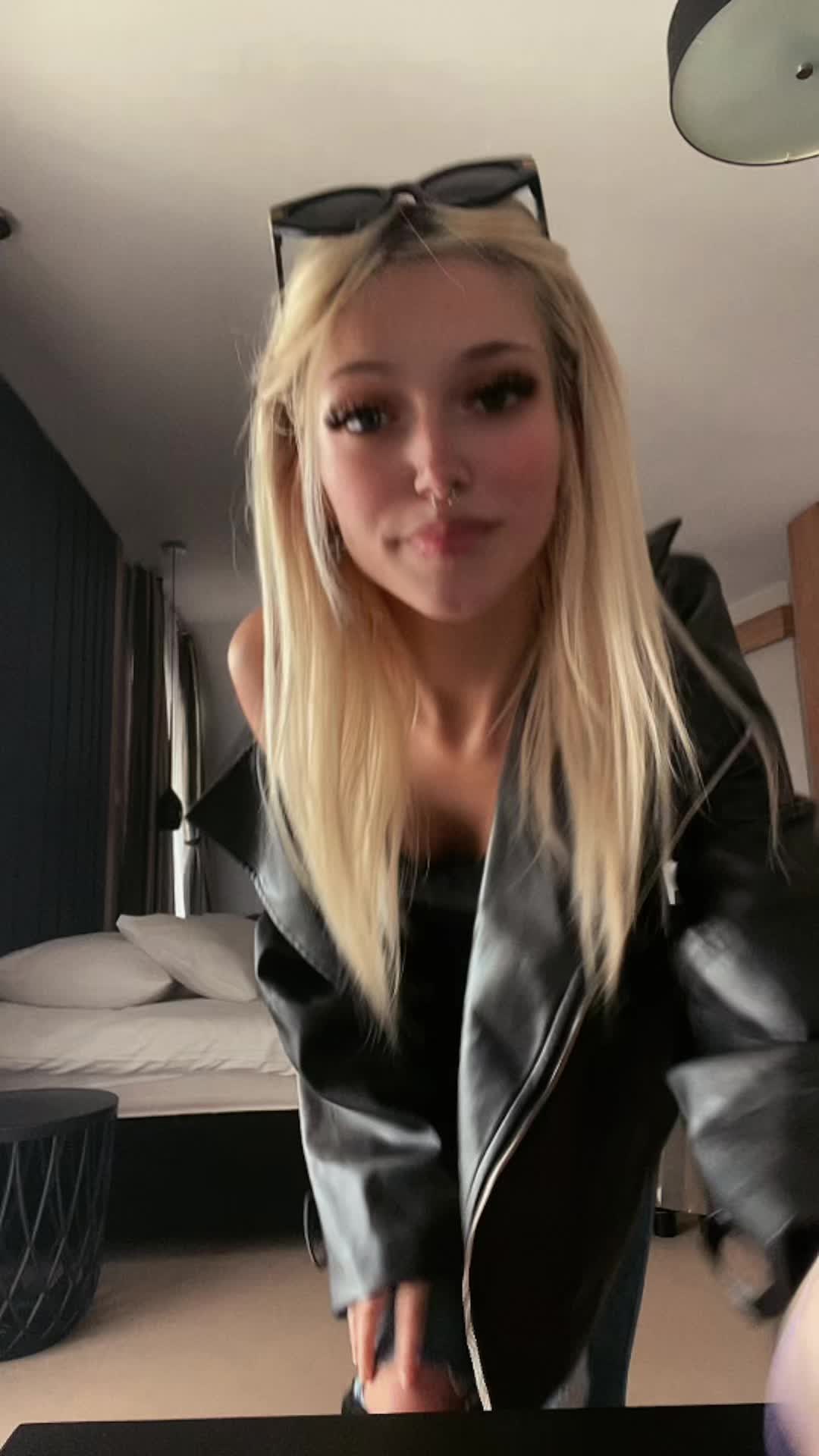 @martynkaniezyje_