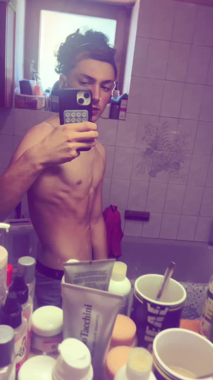 @lollo💫