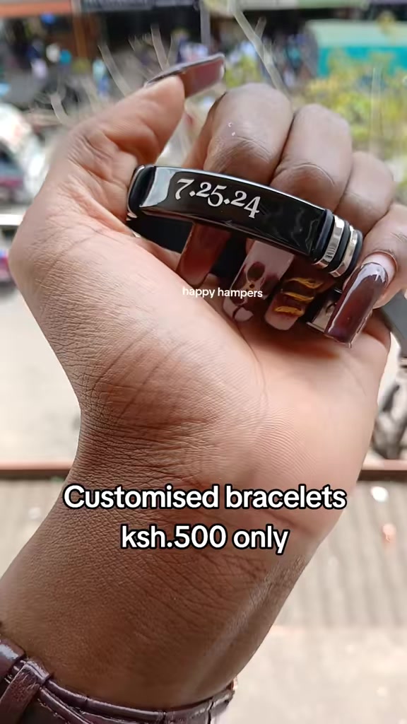 @Happy_Hampers gift shop.