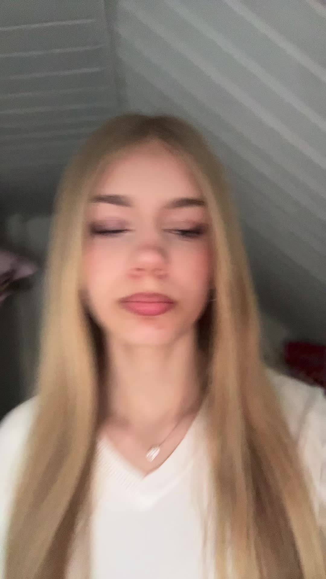 @Эмилия💐