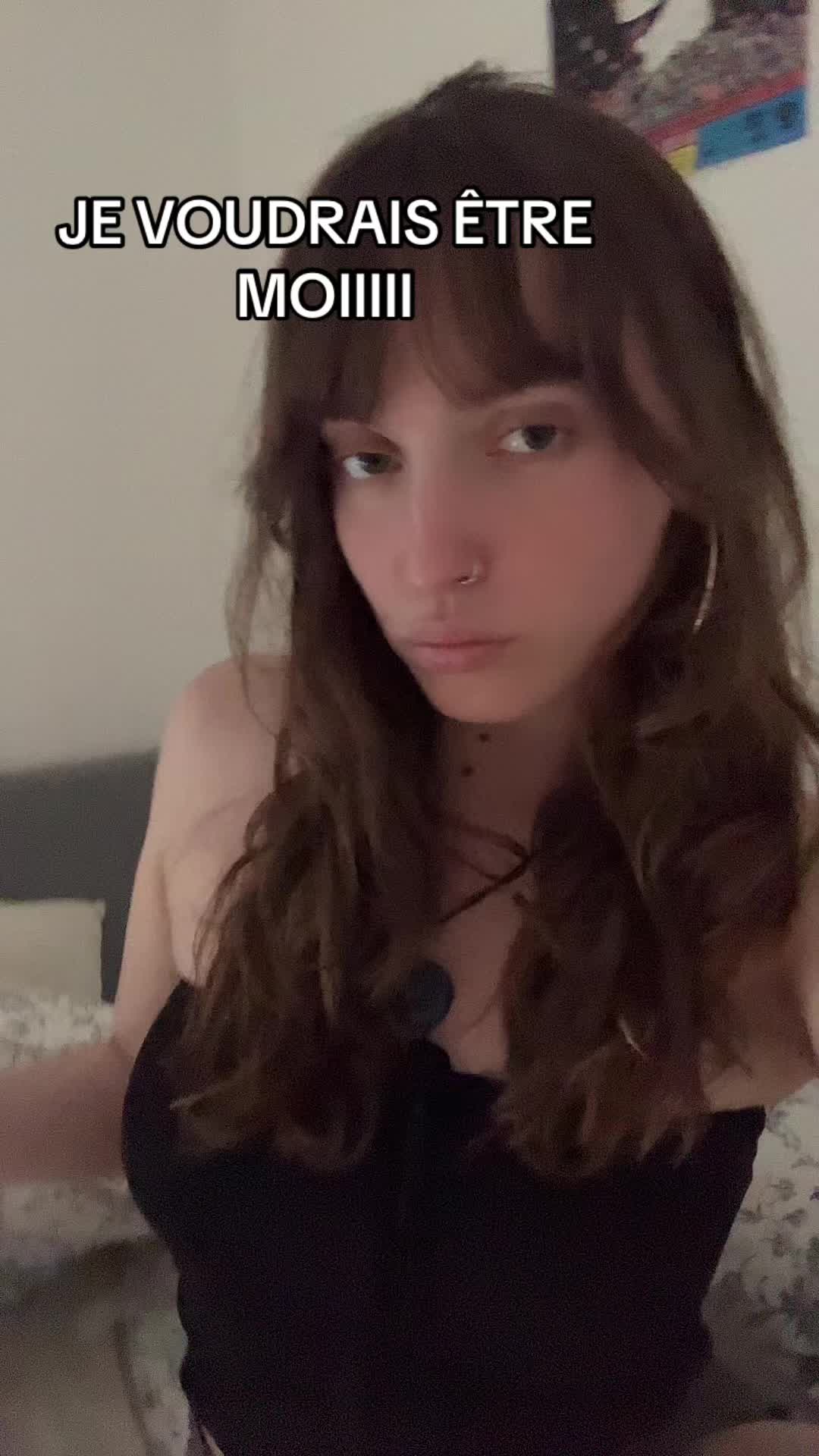 @Zoyyy