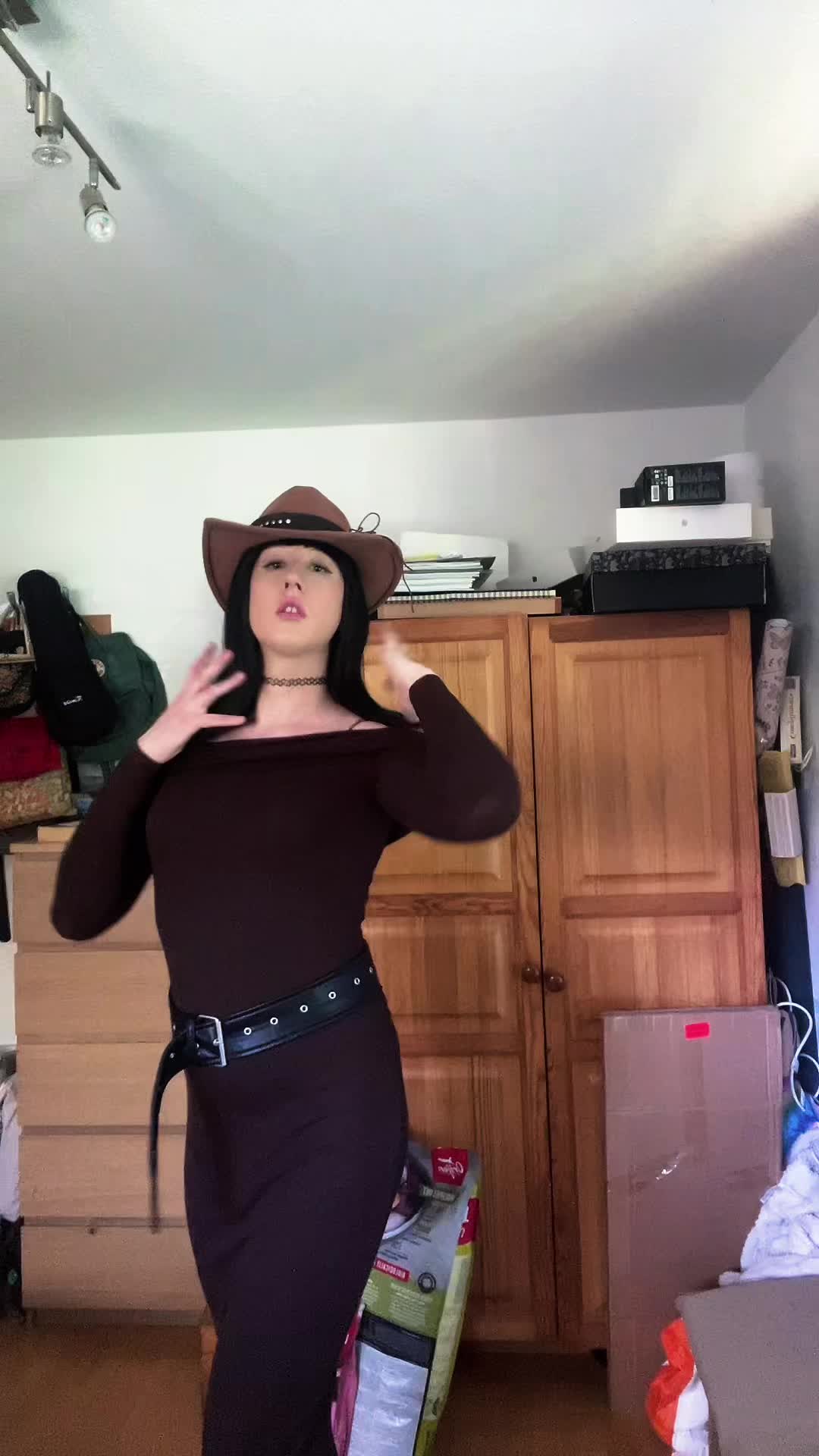 @Elinn