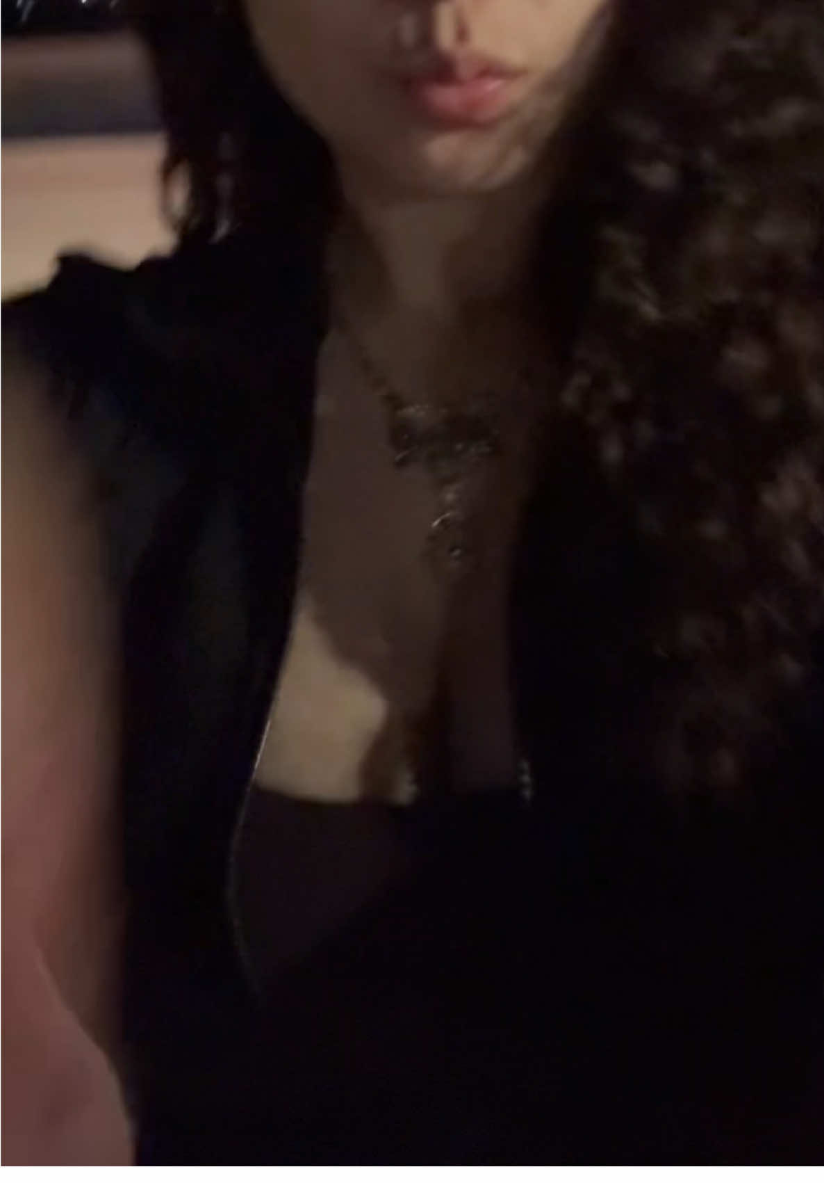 @Athziri