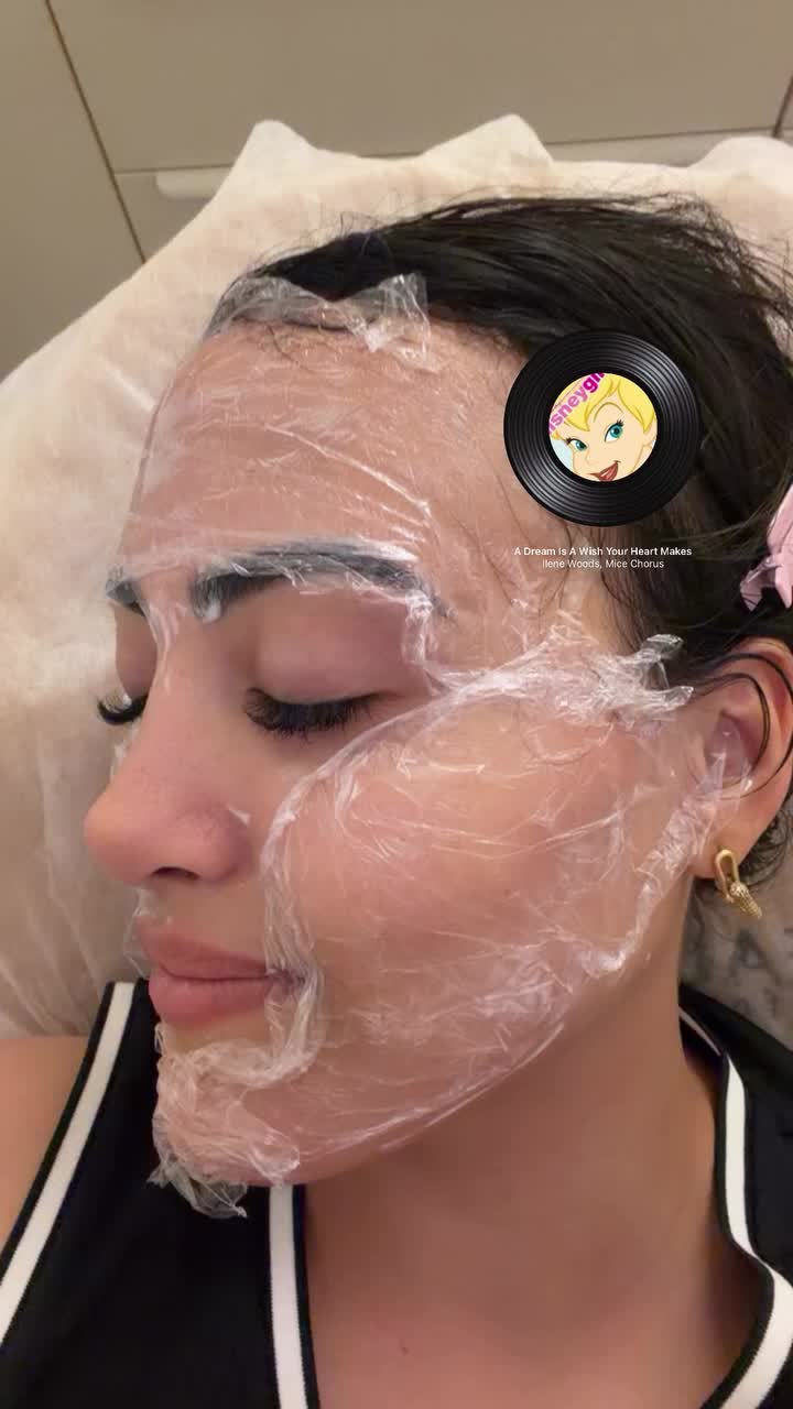@Saricooloficiaal