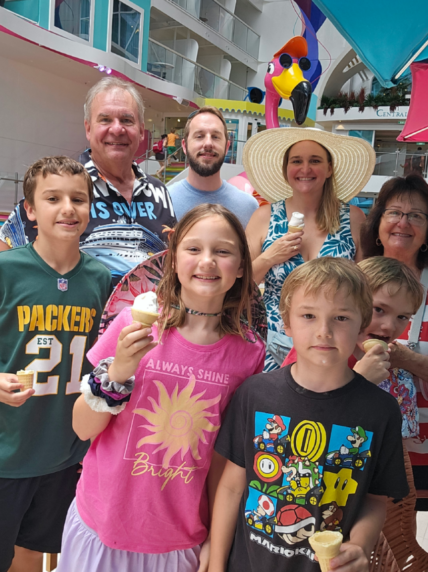 @Four Cubs Creations