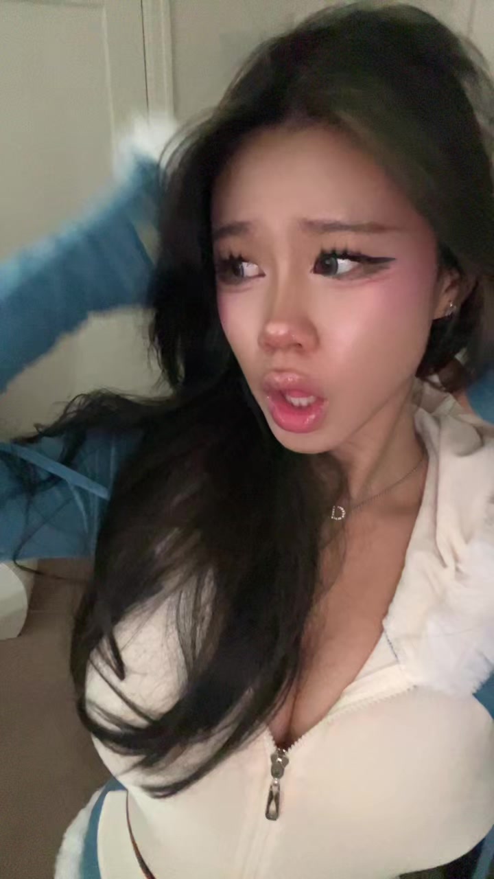 @Christina