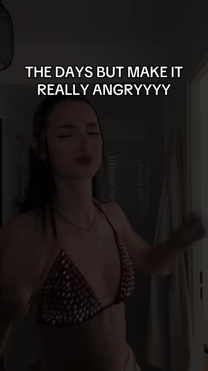@ili 🧟&zwj;♀️