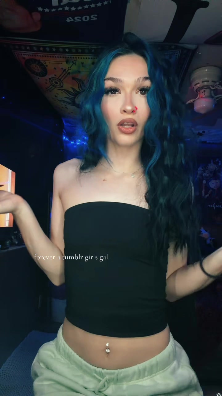 @kay 🍒.