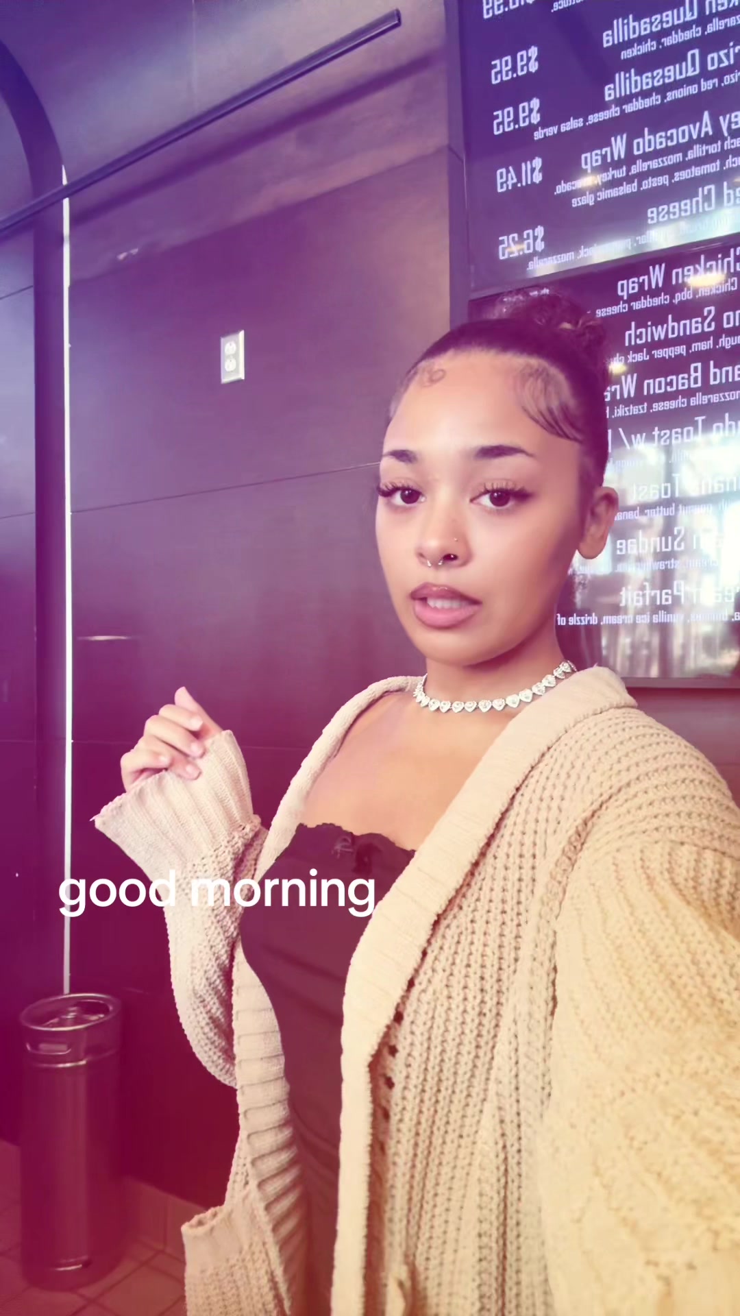 @🫦