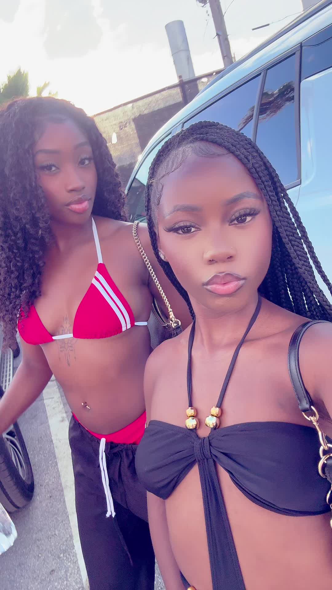 @𝓜𝓲𝓴𝓪&ensp;𝓝𝓪𝓸𝓶𝓲